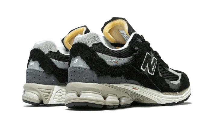 New Balance 2002R Protection Pack Black Grey