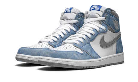 Air Jordan 1 Retro High OG Hyper Royal