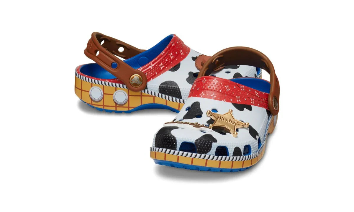 Crocs Classic Toy Story Woody - 209446-4GX