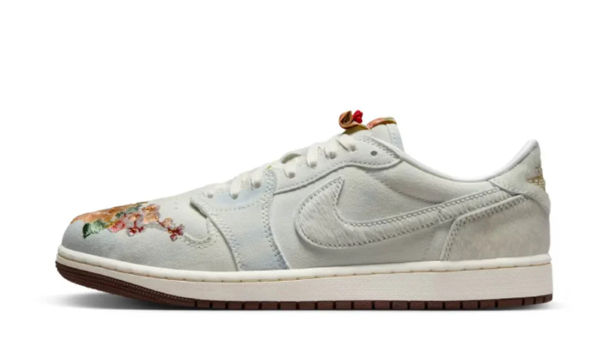 Air Jordan 1 Retro Low OG Football Grey Sail Light Chocolate