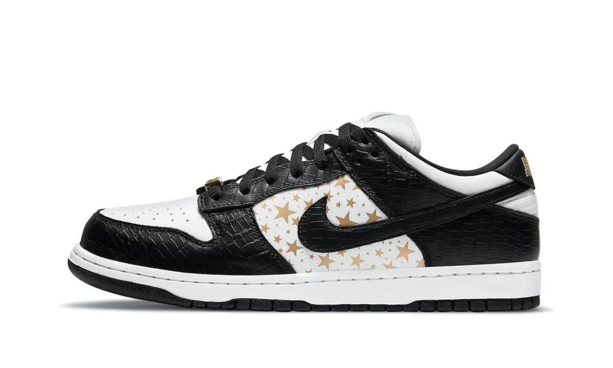 Nike SB Dunk Low Supreme Stars Black
- DH3228-102