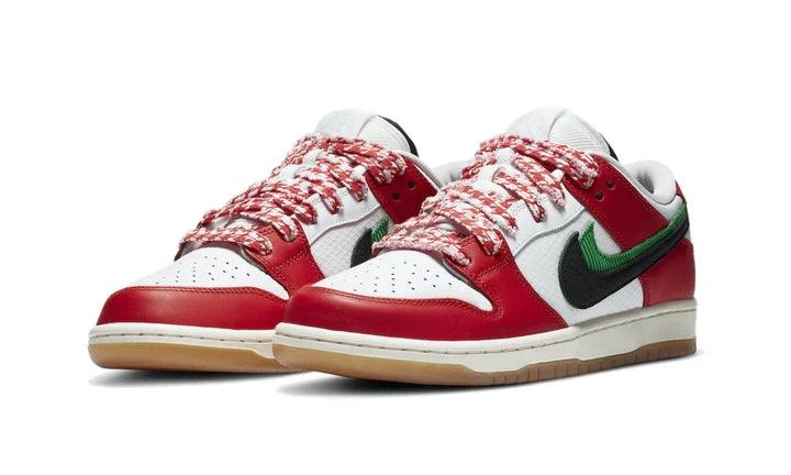 Nike SB Dunk Low Frame Skate Habibi
- CT2550-600