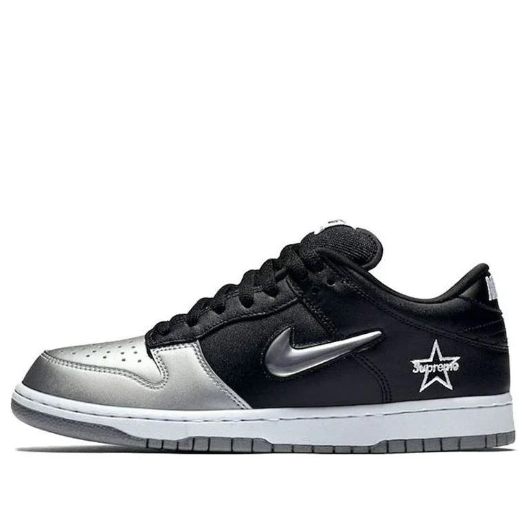 Nike SB Dunk Low Supreme Jewel Swoosh Silver
- CK3480-001