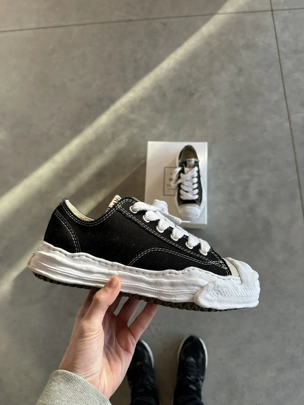 Maison Mihara Yasuhiro Hank OG Sole Canvas Low Black - A05FW702-BLK