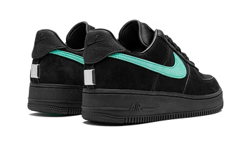 Nike Air Force 1 Low SP 1837 Tiffany & Co.
- DZ1382-001