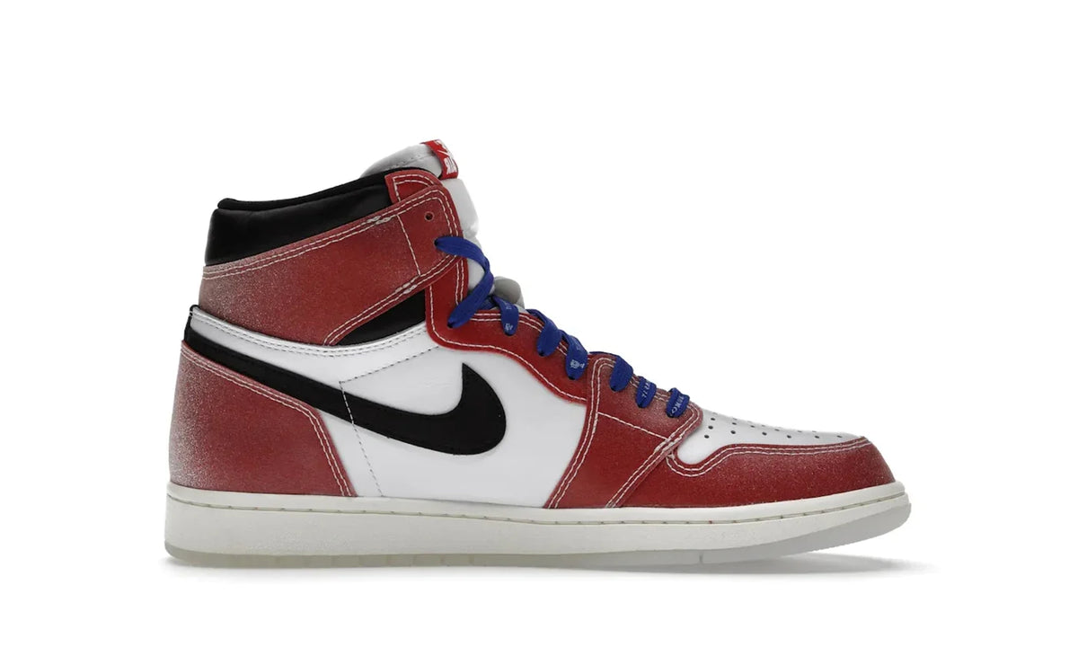 Air Jordan 1 Retro High Trophy Room Chicago (Friends and Family) (W/ Blue Laces)
- DA2728-100